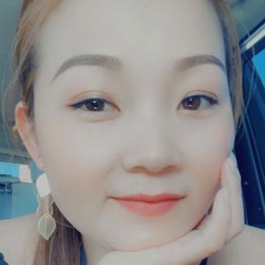 Meet your Posher, Linh